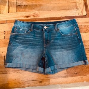 Sz 14 shorts